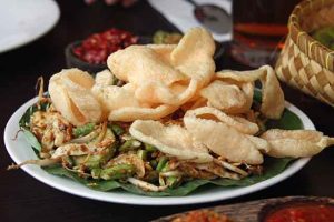 Karedok, Indonesian Salad in Peanut Sauce
